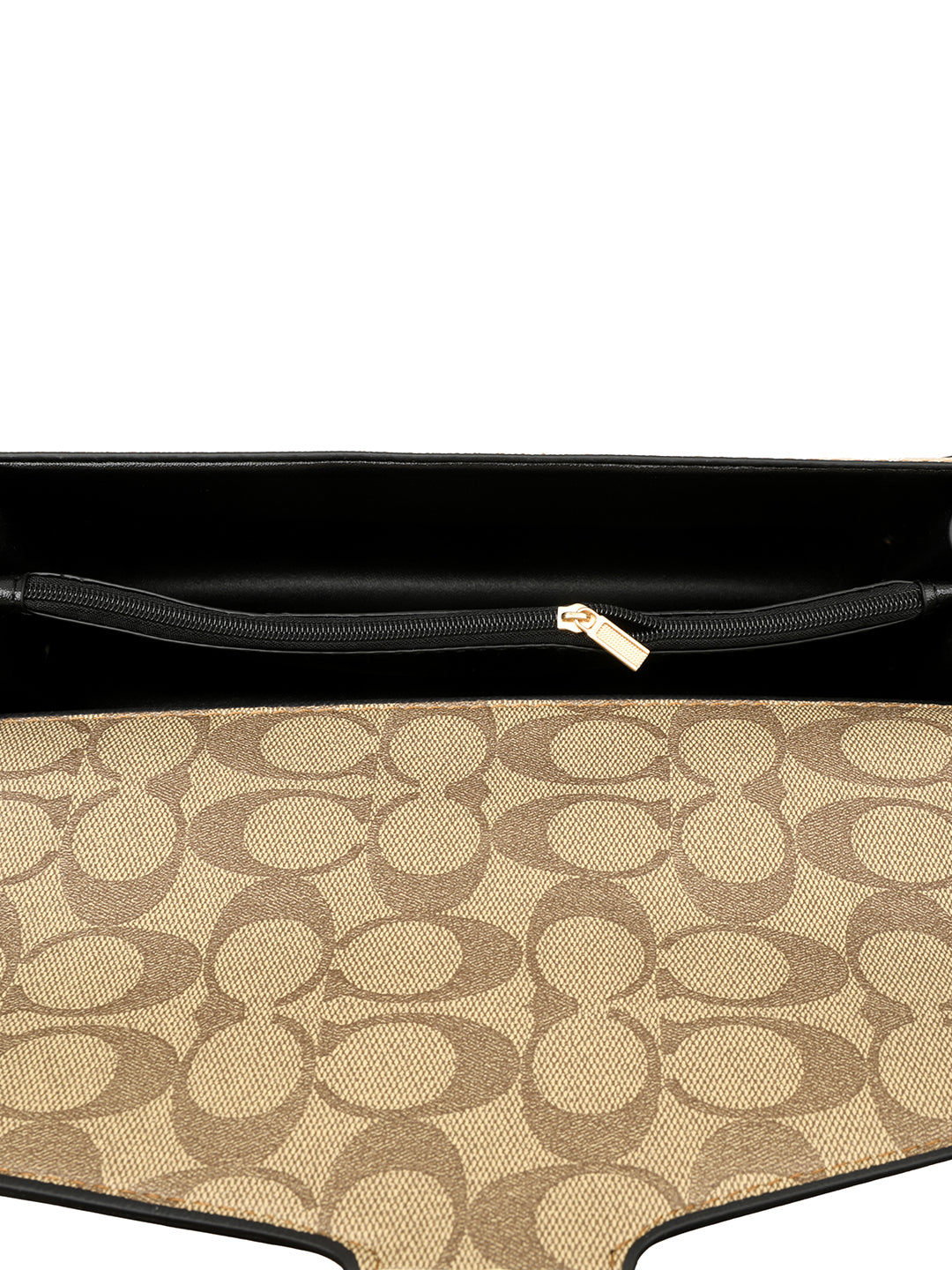 Heritage Carriage Signature Shoulder Bag