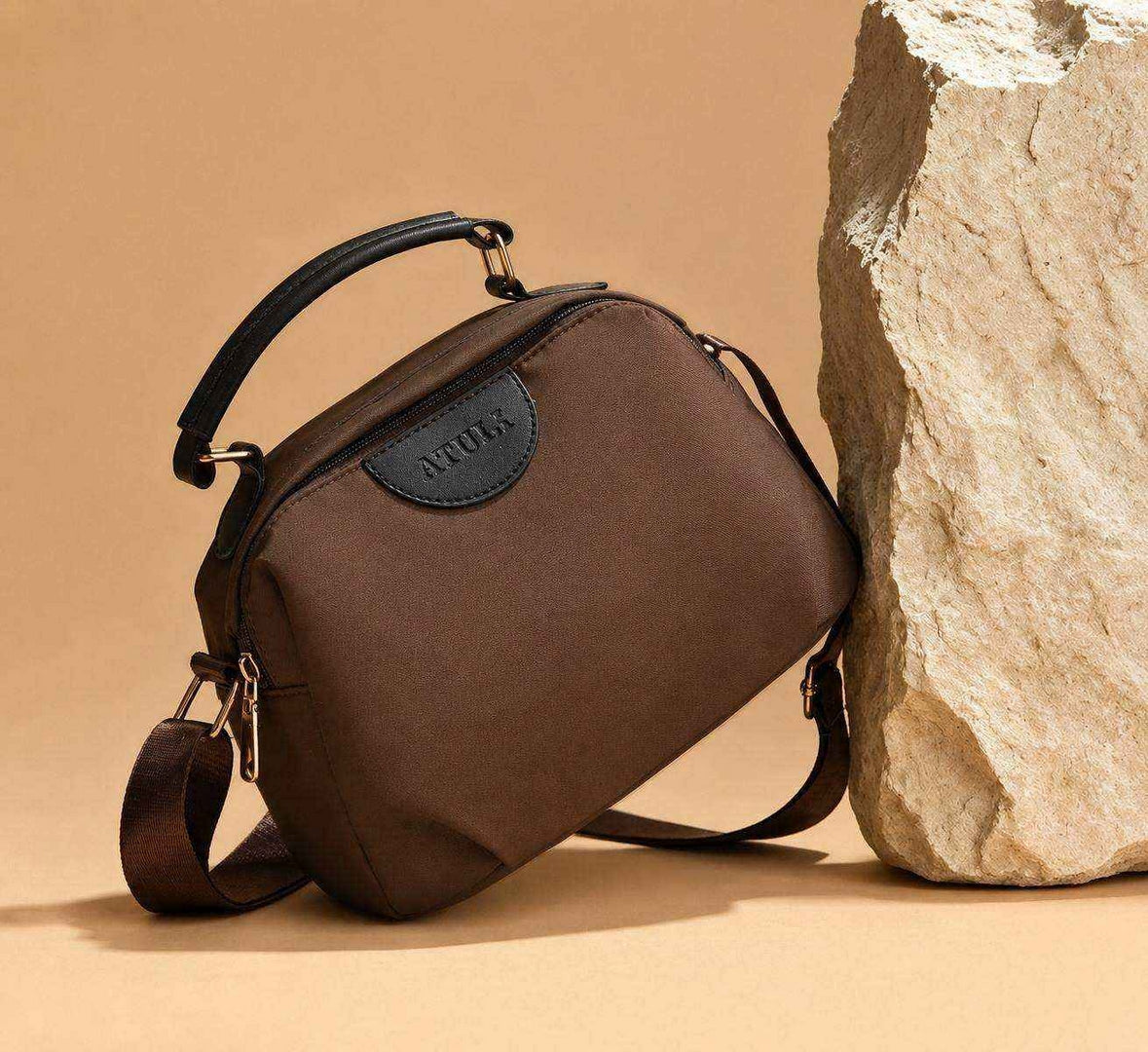 Casual Multi-Pocket Crossbody Bag – Brown Edition