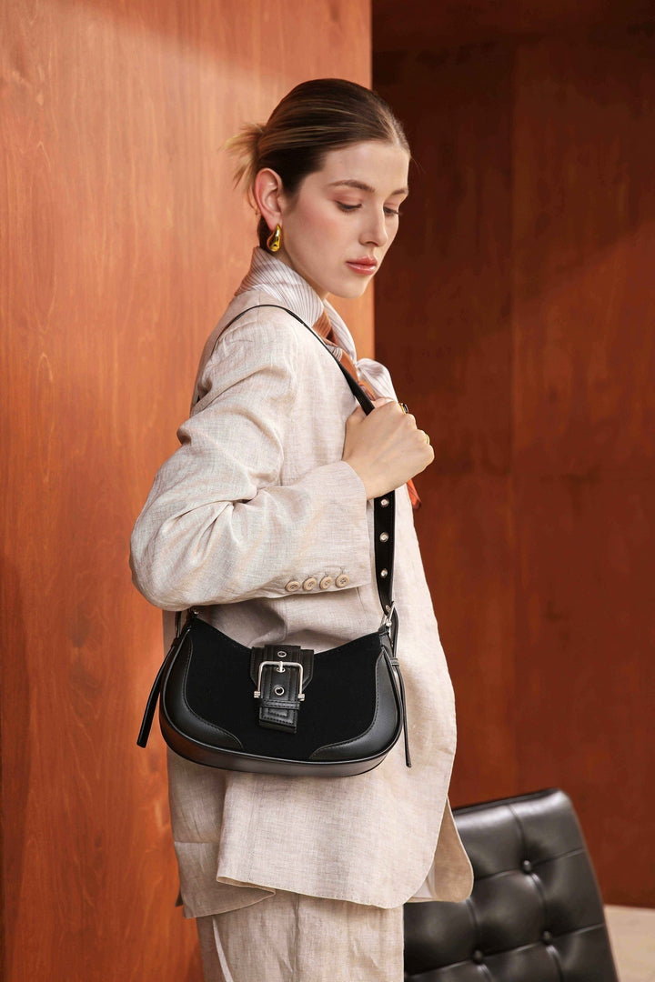 Vintage Buckle Shoulder Bag – Classic Black Edition