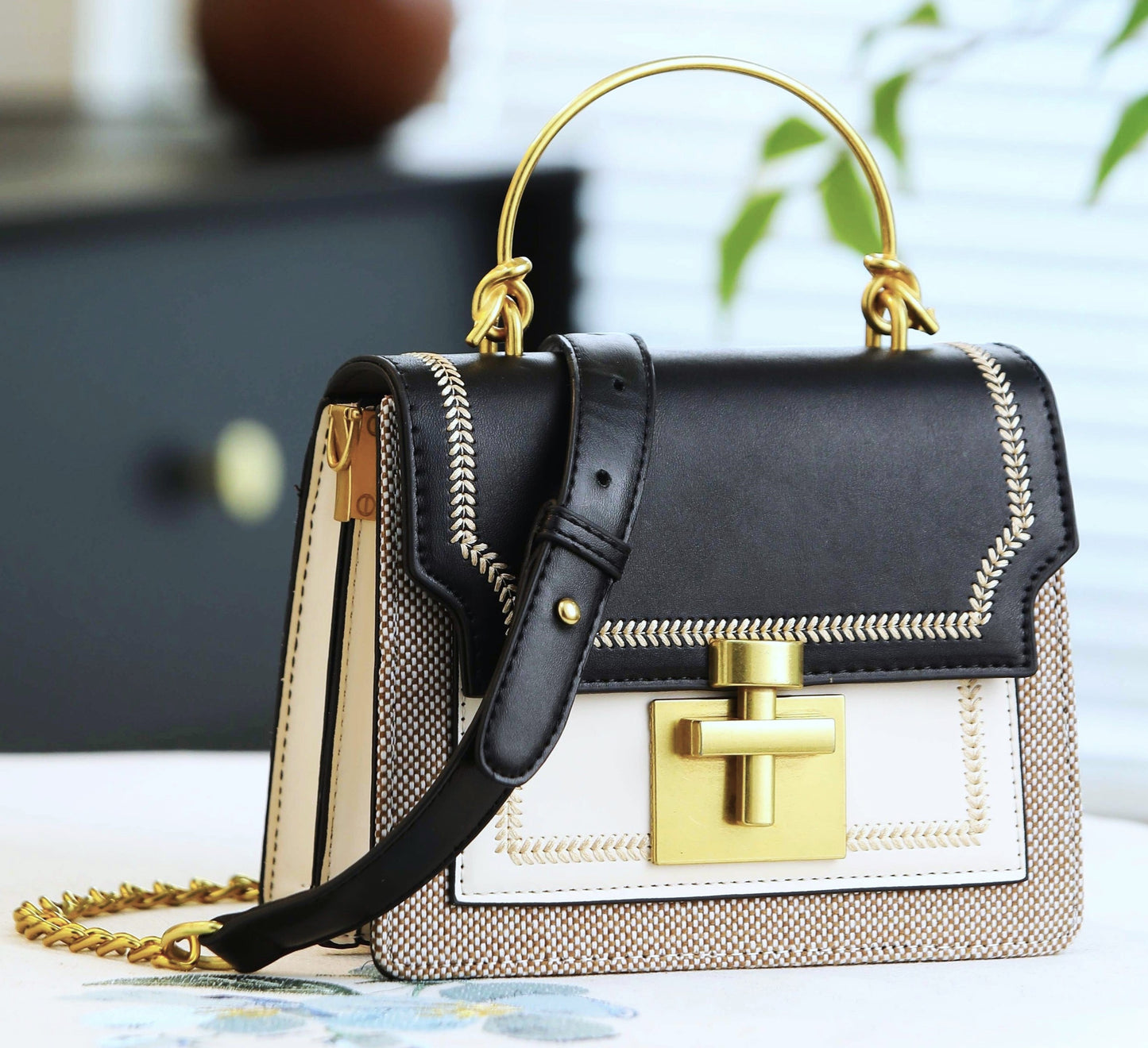 The "Modern Art" Satchel