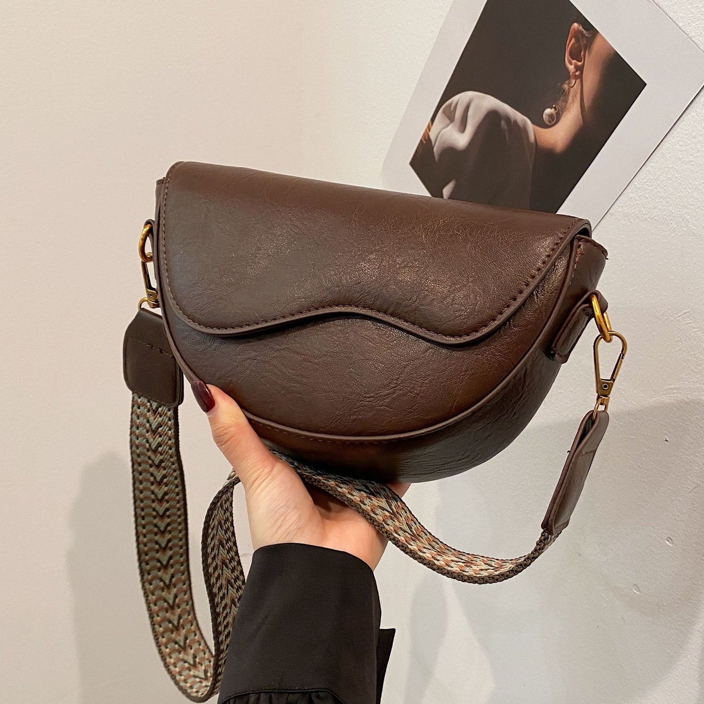 Classic Crescent Crossbody Bag – Vintage Brown Edition