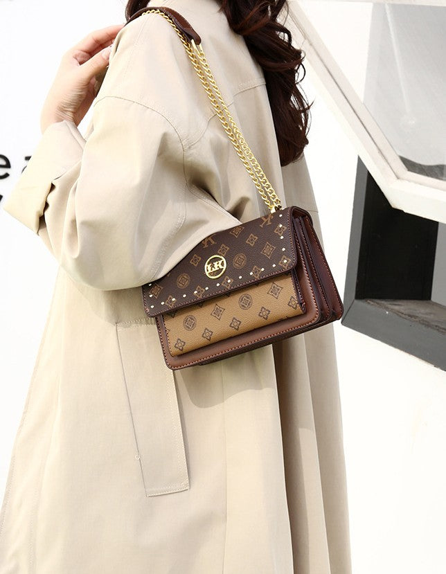 Elegant Monogram Chain Crossbody Bag – Brown Edition