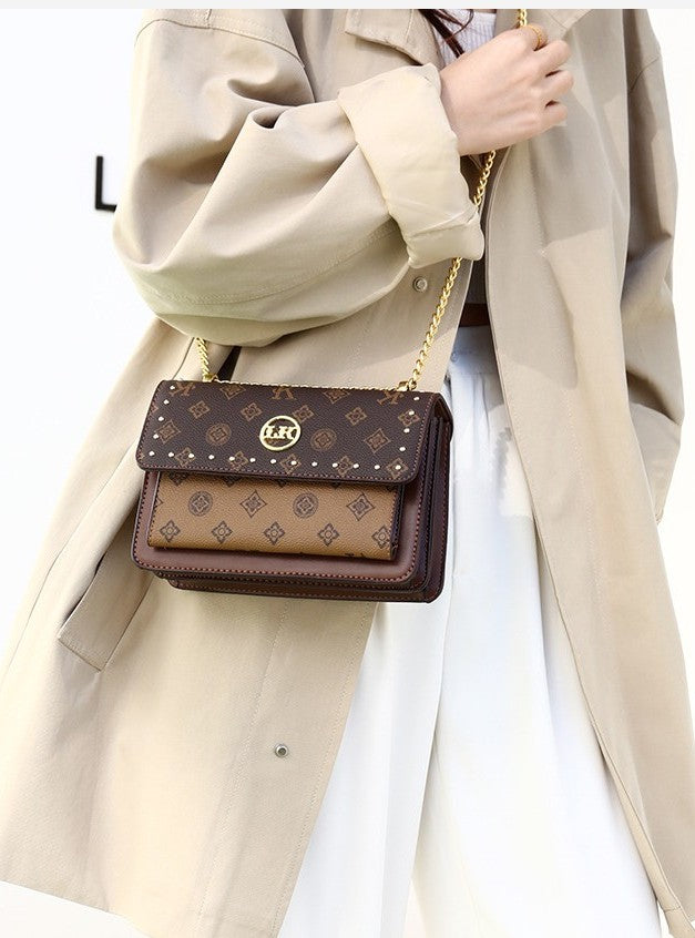 Elegant Monogram Chain Crossbody Bag – Brown Edition