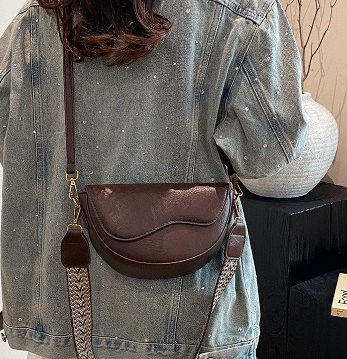 Classic Crescent Crossbody Bag – Vintage Brown Edition